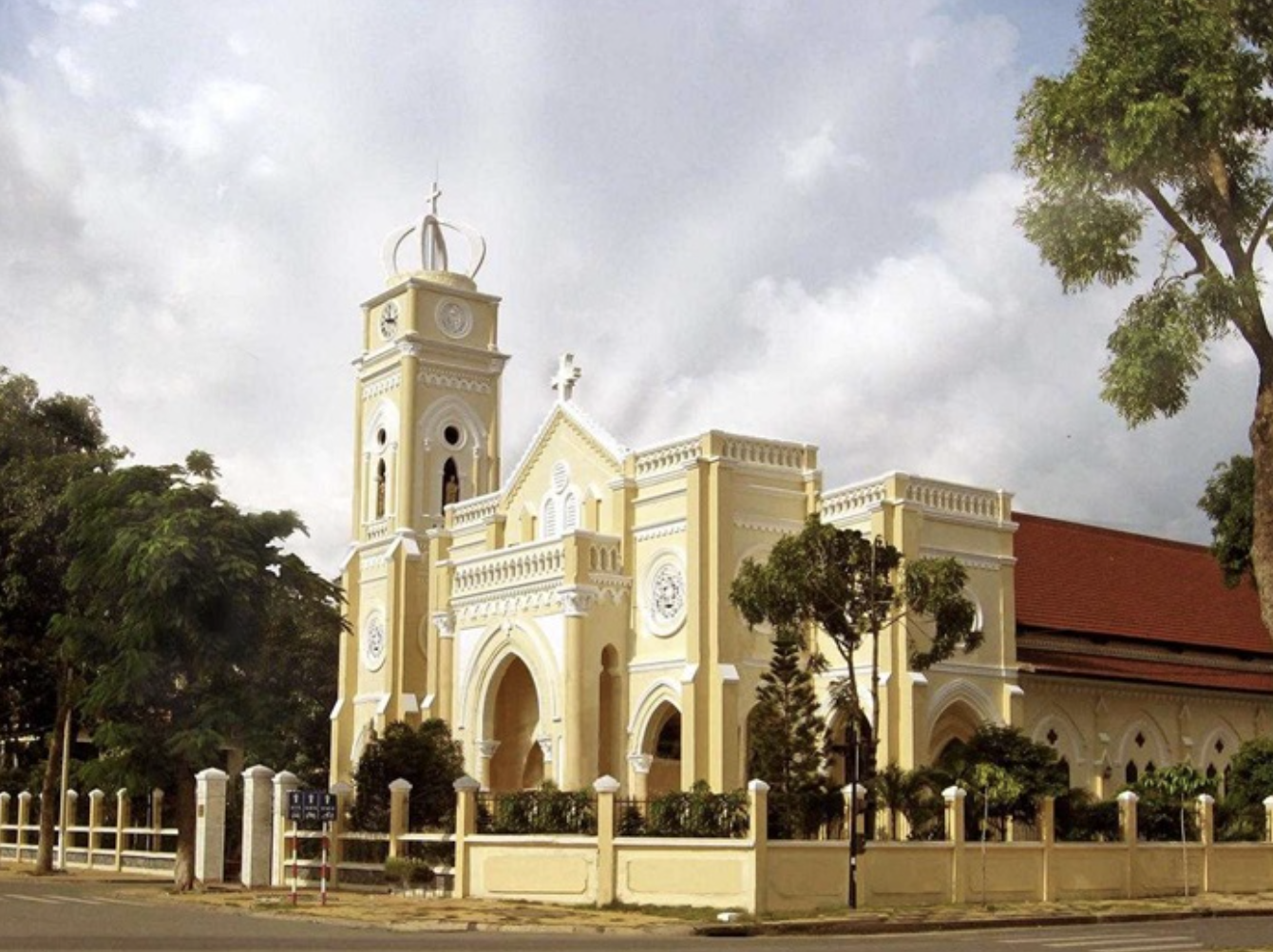 Nhà thờ Chánh Tòa Mỹ Tho